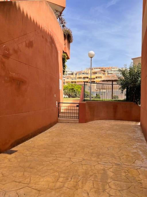 Costa Malaga Muy Acogedor Con Vistas Al Mar Terraza Gigante Verano E Invierno Parking Benalmádena