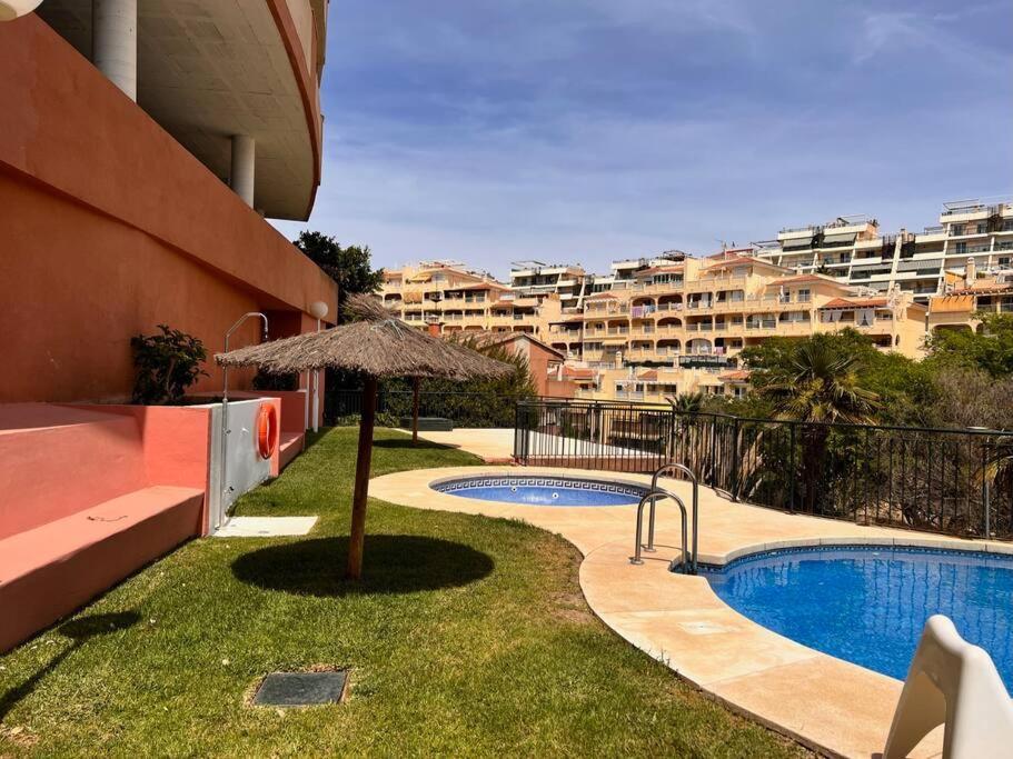 Costa Malaga Muy Acogedor Con Vistas Al Mar Terraza Gigante Verano E Invierno Parking Benalmádena